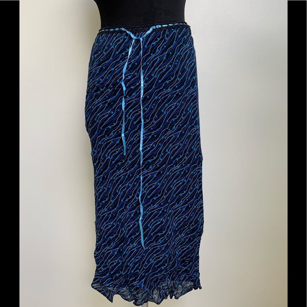 Madison & Max Black Blue Geometric Long Skirt